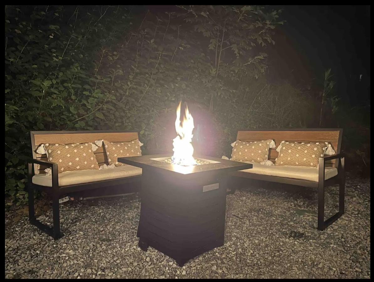Firefly Season Glamping Hotel Sevierville Eksteriør billede