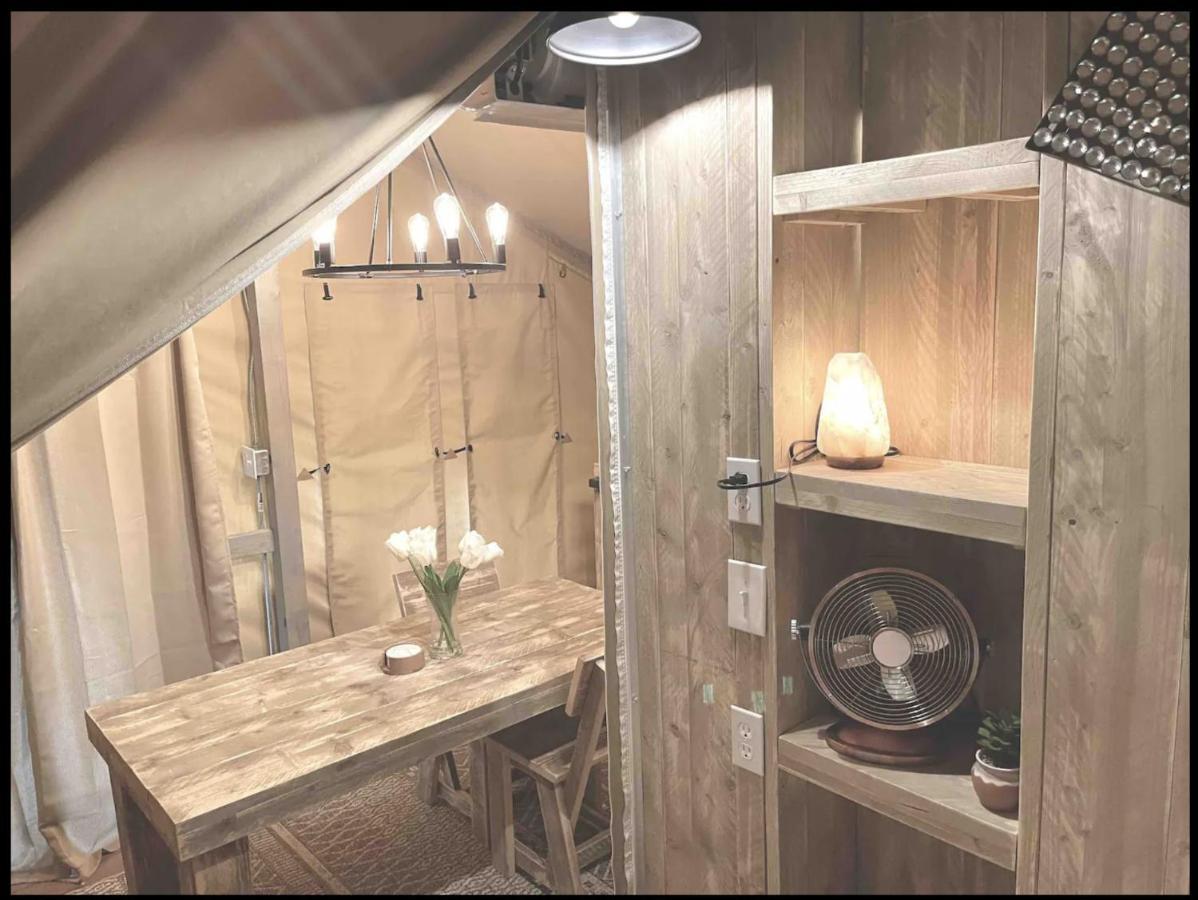 Firefly Season Glamping Hotel Sevierville Eksteriør billede